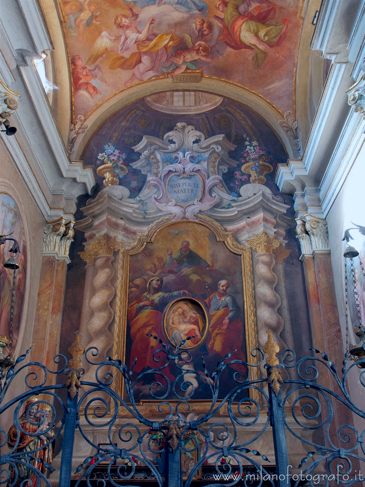 Busto Arsizio (Varese, Italy) - Trompe l'oeil retable in the Civic temple of Sant'Anna - Church of the Blessed Virgin of Graces